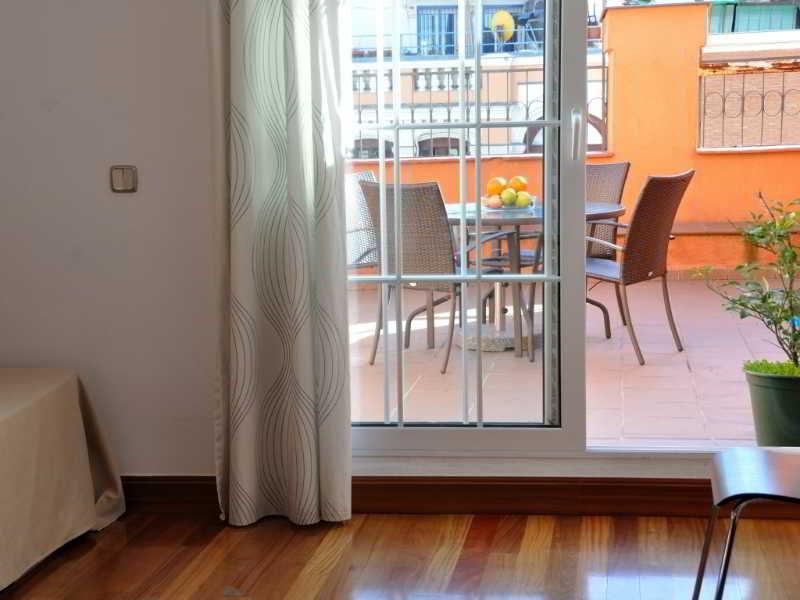 Gran Via Sol Apartamentos Madrid Exterior foto