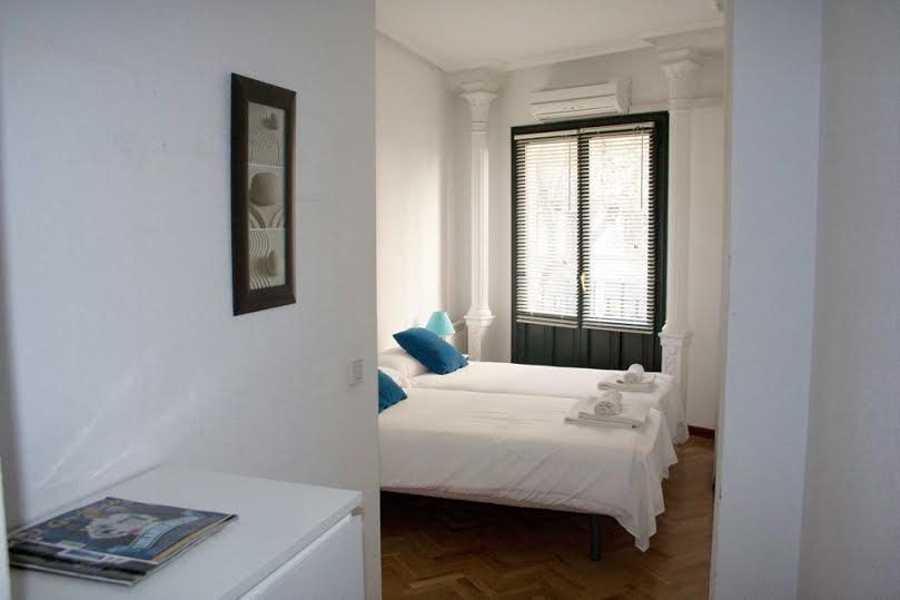Gran Via Sol Apartamentos Madrid Cameră foto